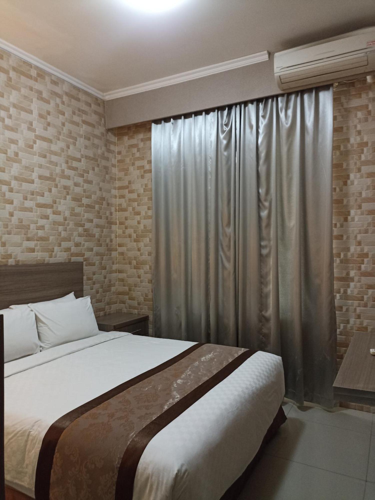Safa Homestay Yogyakarta Extérieur photo