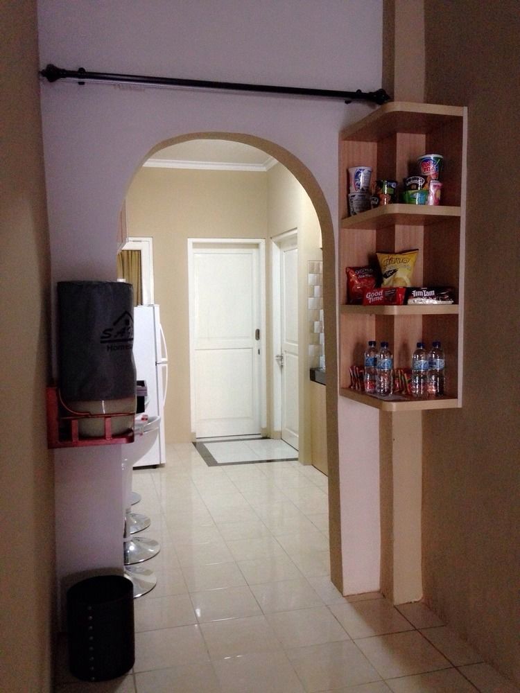 Safa Homestay Yogyakarta Extérieur photo